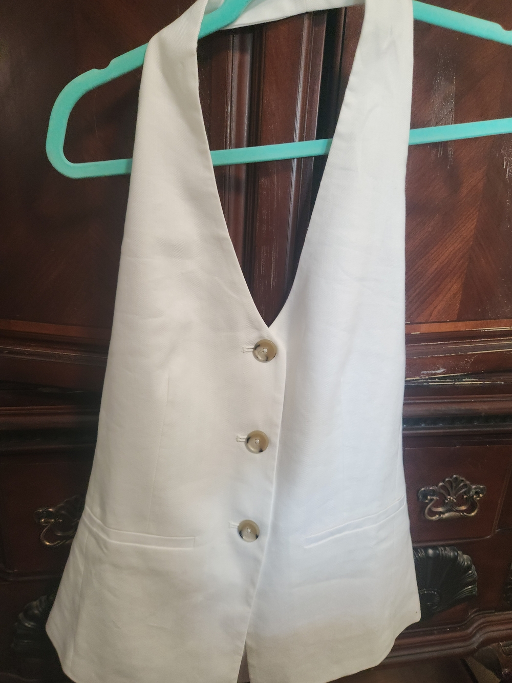 Ann Taylor White Sleeveless Button-Front Vest